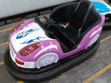 coches del parque de atracciones