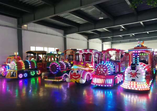 trackless train in mall